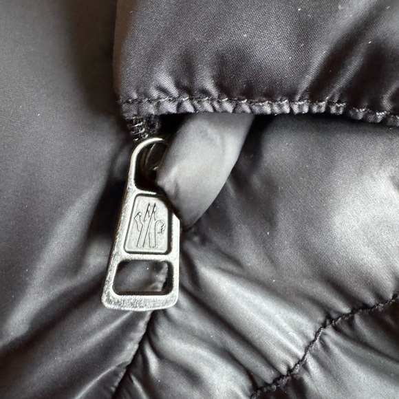 Women's Moncler Black Puffer Jacket size 5 - Picture 14 of 14